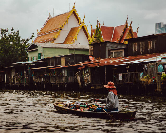 Bateau-thaïlande-Temple paysage thaïlande